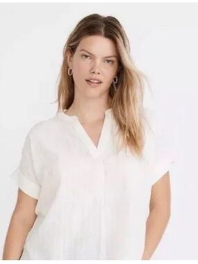 Madewell ivory V-Neck Short Sleeve Women’s Top